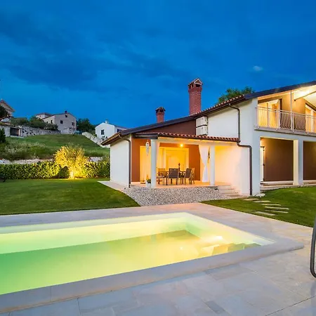 Parenzana Villa *