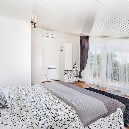 Parenzana Villa Višnjan